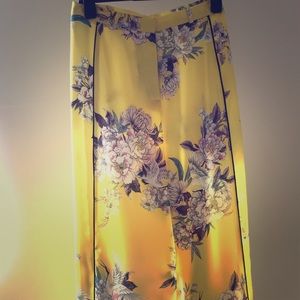 Top shop yellow floral bell pants US size 6